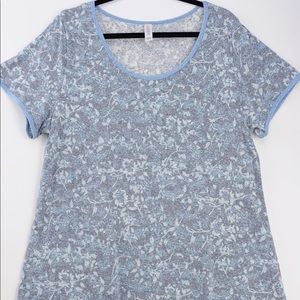 Lularoe Classic T. Size XL